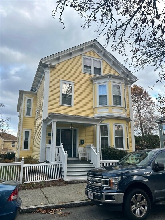 Building Photo - 36 7th St