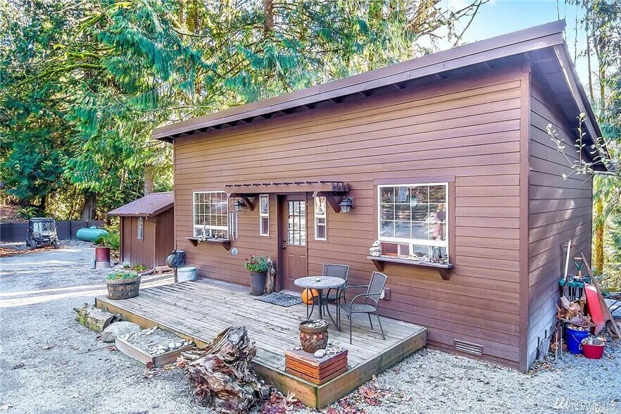 Building Photo - 23253 WA-534