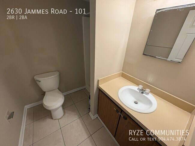 Building Photo - 2630 Jammes Rd