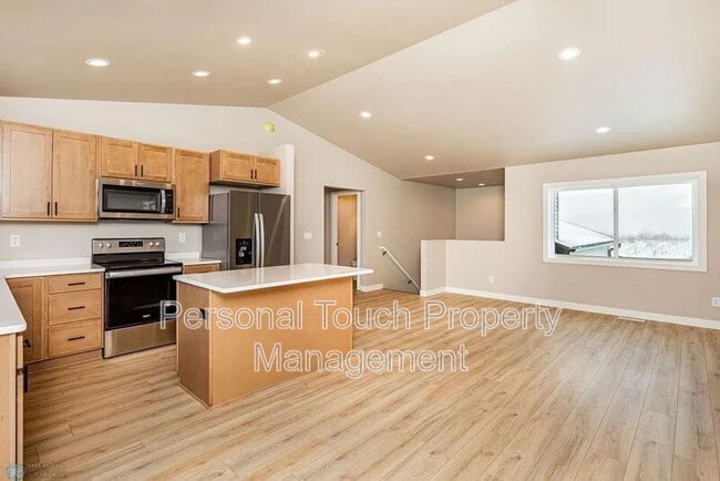 Building Photo - 6622 68th St S