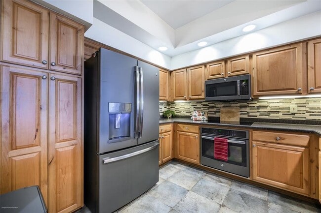 Building Photo - 3313 Sunset Key Cir