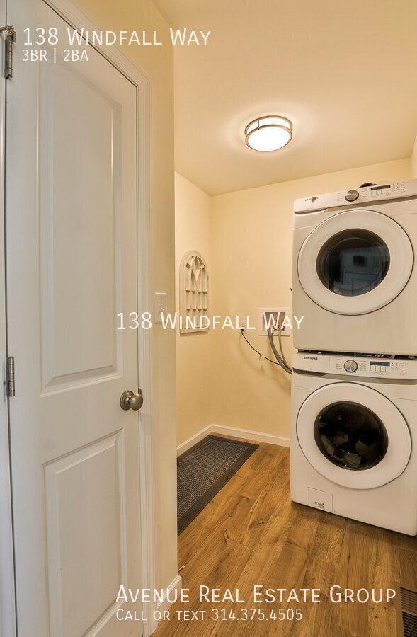 Building Photo - 138 Windfall Wy