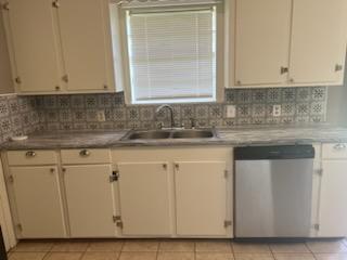 Building Photo - 820 Lamar St