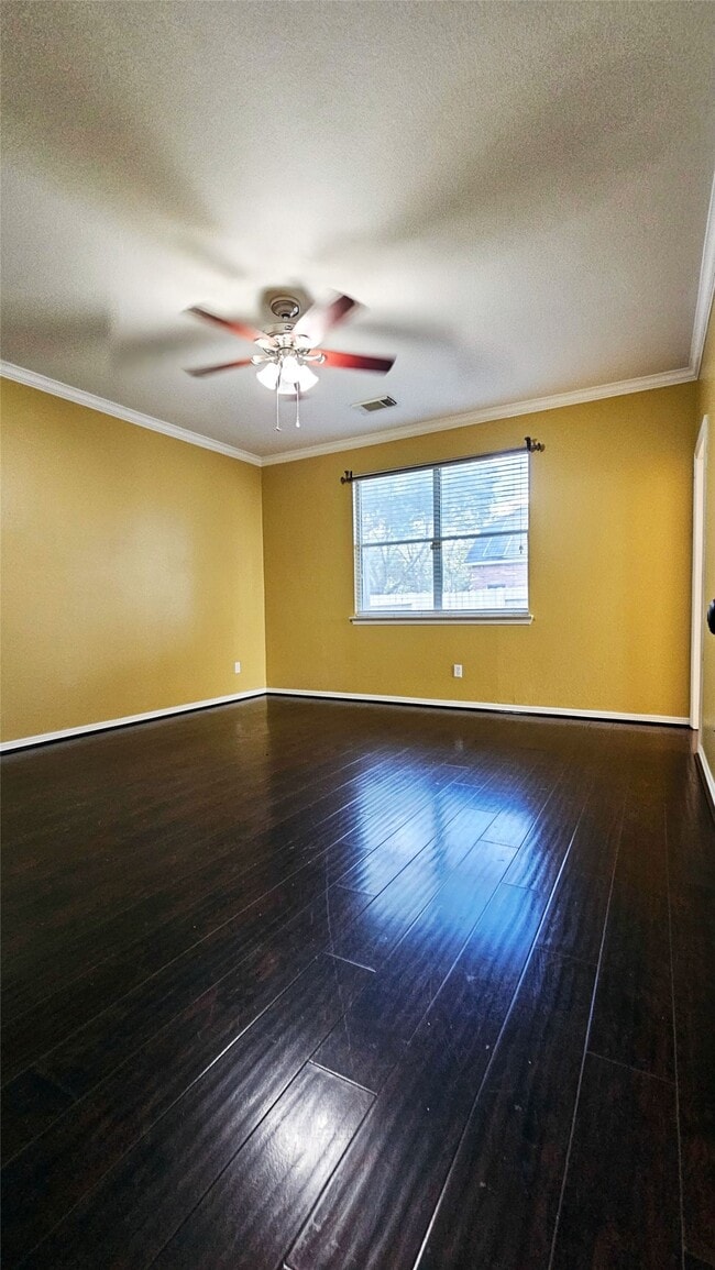 Building Photo - 211 Briar Trace Ln