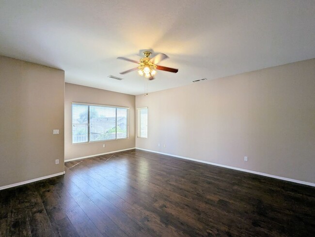 Building Photo - 17453 W Navajo St