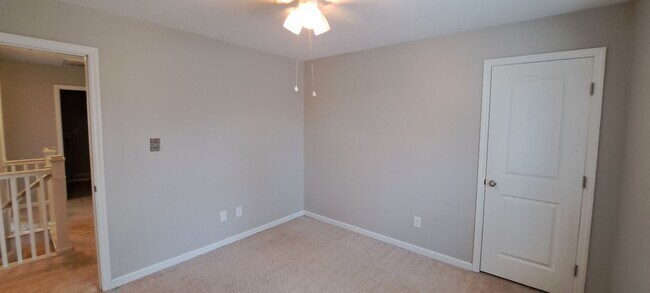 Building Photo - 259 Crown Heights Way