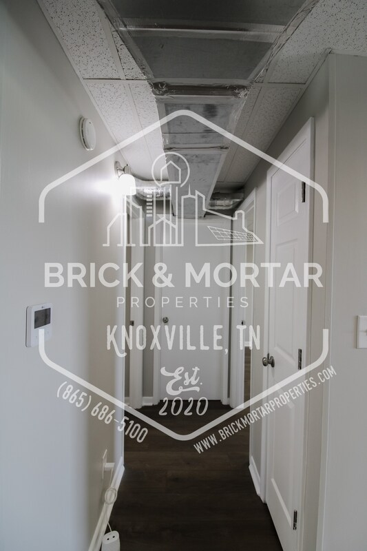 Building Photo - 1009 Clendenen Rd