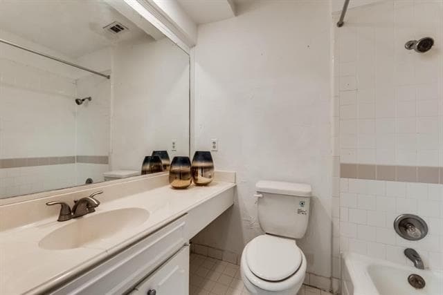 Building Photo - 7759 Royal Ln