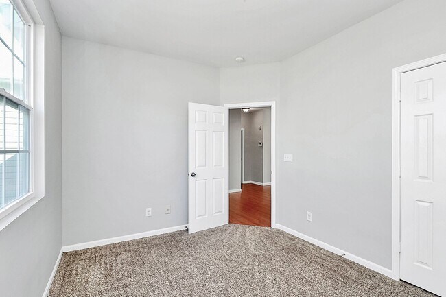 Building Photo - Well Maintained Ranch for RENT