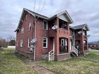 Building Photo - 614 Short St