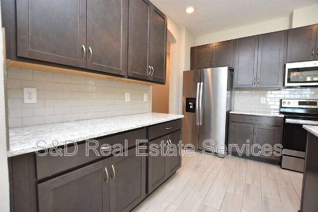 Building Photo - 6728 Great Bear Dr