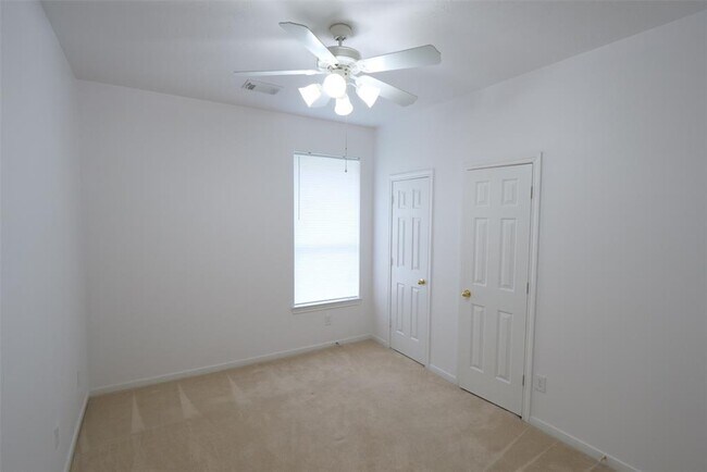 Building Photo - 24403 Lanning Dr