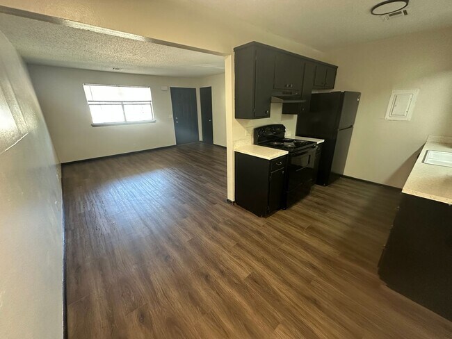 Building Photo - Bartlesville Cara Manor