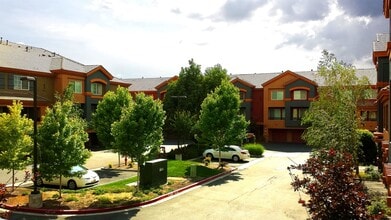 Building Photo - North Natomas beauty