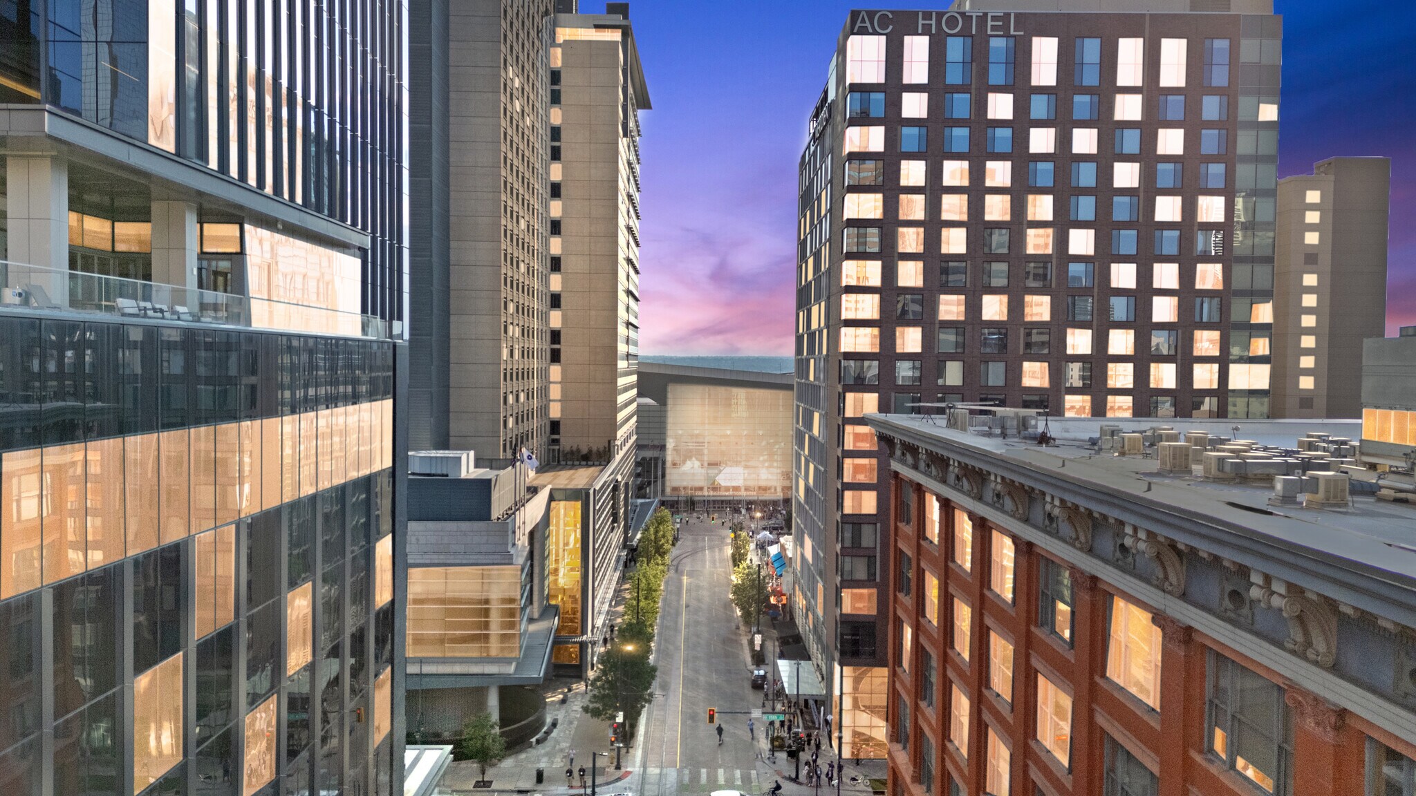 Building Photo - 1555 California St