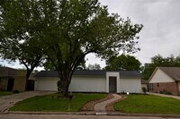 Building Photo - 14314 Piping Rock Ln