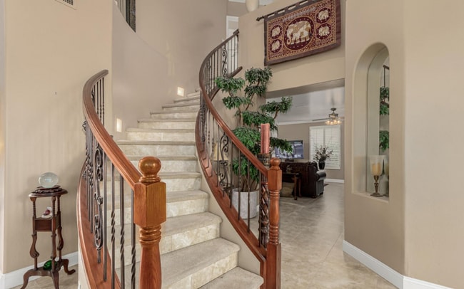 Building Photo - Space, Comfort, and a Neighborhood You’ll ...