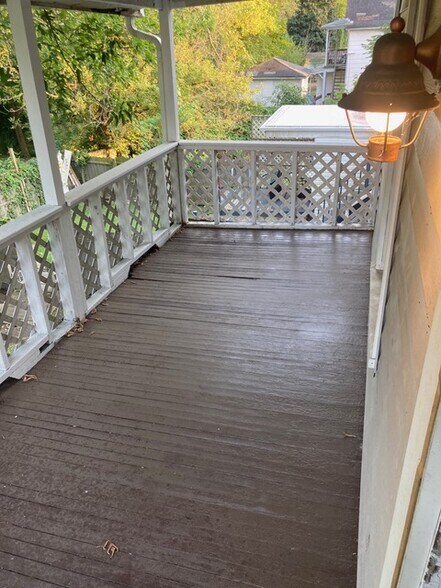 deck of kitchen - 119 Westwood Ave