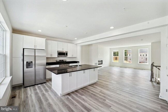 Building Photo - 315 Buckeye Cir