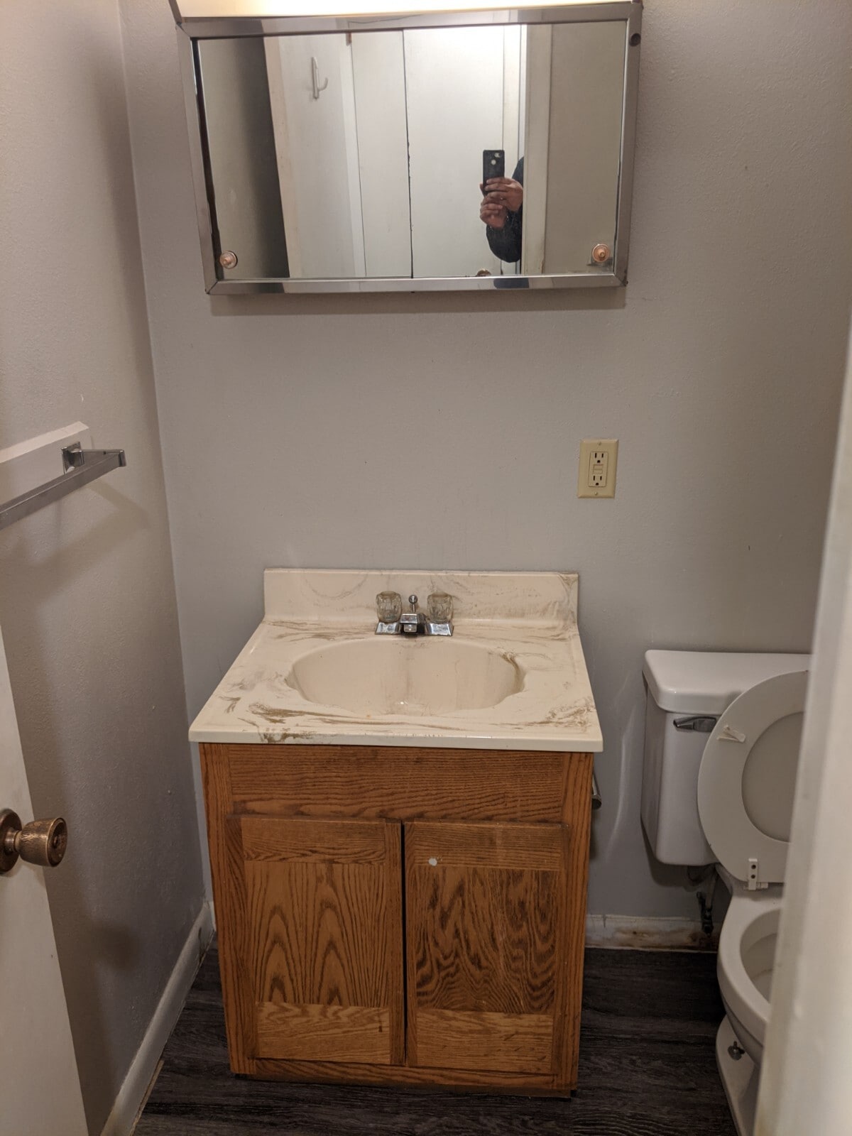 Bathroom - 2116 Olive St