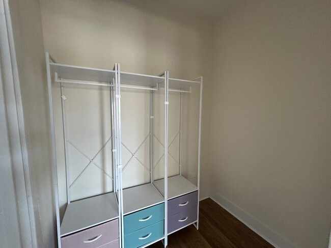 Building Photo - 0 bedroom in Chicago IL 60647