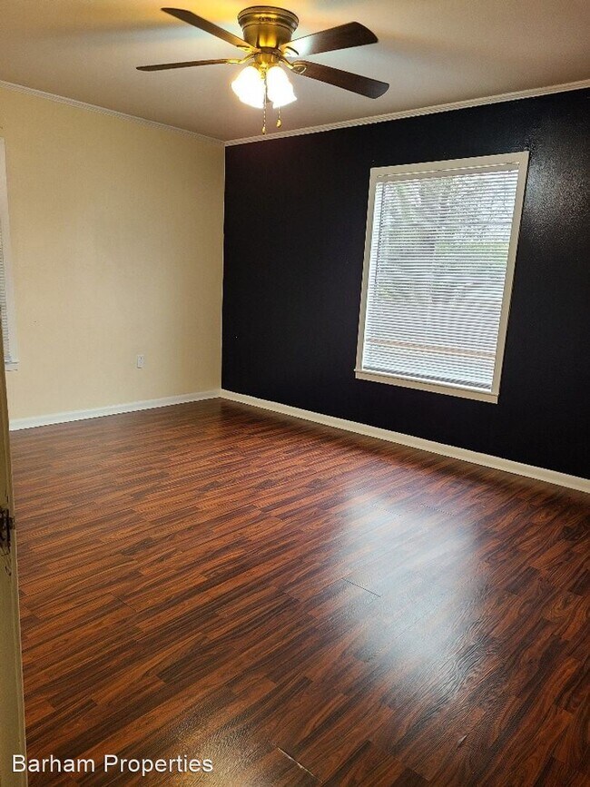Building Photo - 3 br, 2 bath House - 417 Esther Blvd