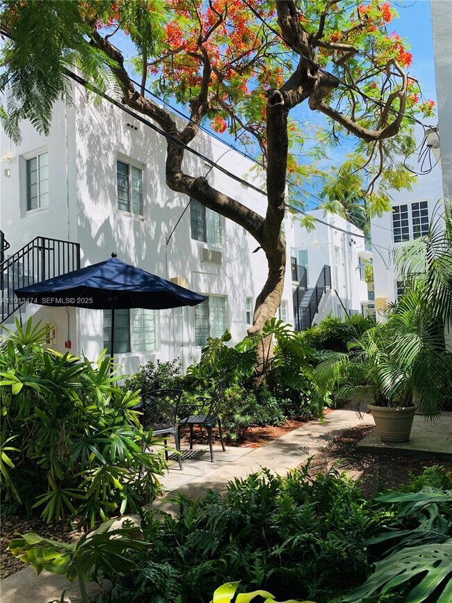 Building Photo - 1601 Jefferson Ave