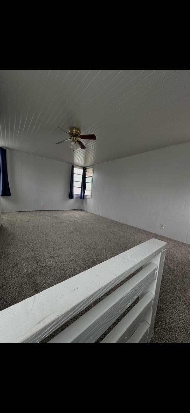 Building Photo - 514 N Harris St