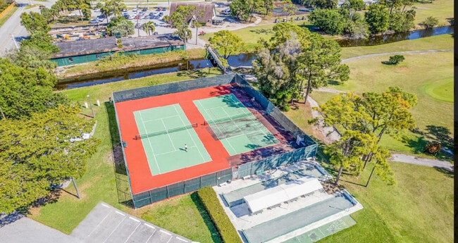 Building Photo - 4723 Lucerne Lakes Blvd W