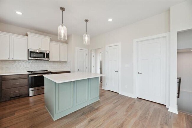 Building Photo - Brand new 3BR /2.5BA Home - Available now!