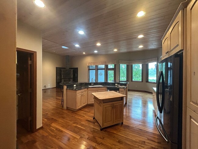Building Photo - Amazing Home on the River with Greenhouse,...