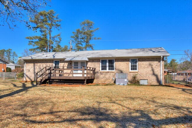 Building Photo - 1709 Forest Creek Ct