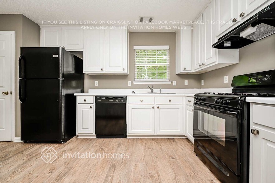 Building Photo - 3048 Pale Moon Pl