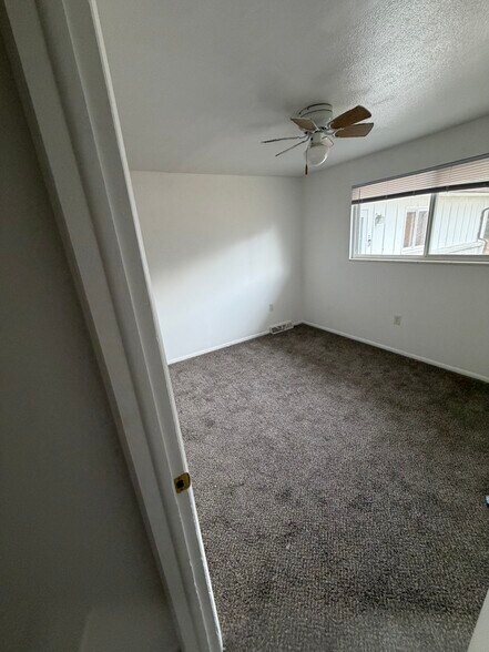 Building Photo - 755 Gardenia St