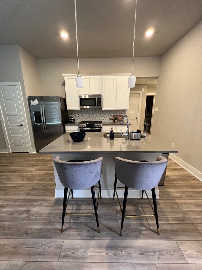 Building Photo - 10542 Preserve Wy