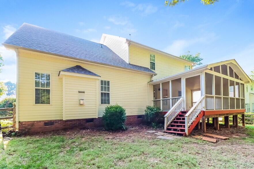 Building Photo - 8540 Glade Ct