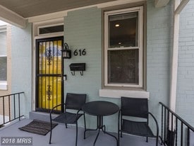 Building Photo - 616 Lamont St NW