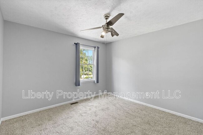 Building Photo - 5406 Leesburg Ct