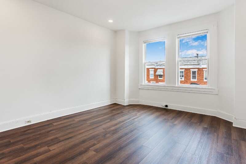 Building Photo - 2212 W Fayette St