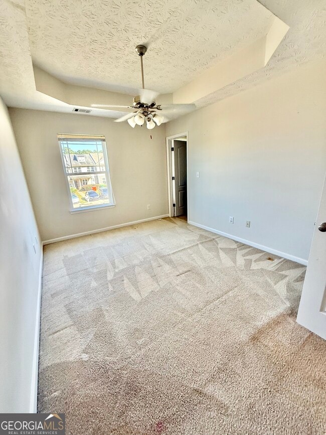 Building Photo - 6327 Ellenwood Dr