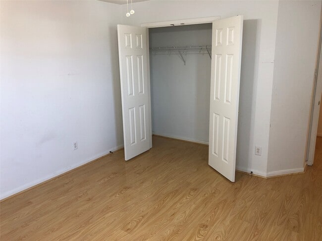 Building Photo - 8531 Ashford Green Ln