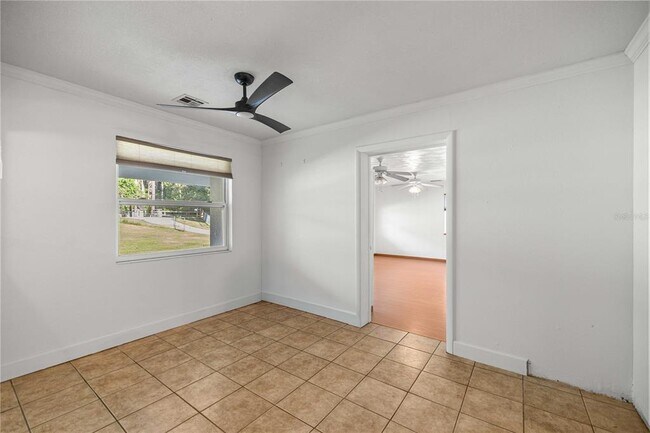 Building Photo - 3821 SW 7th Avenue Rd