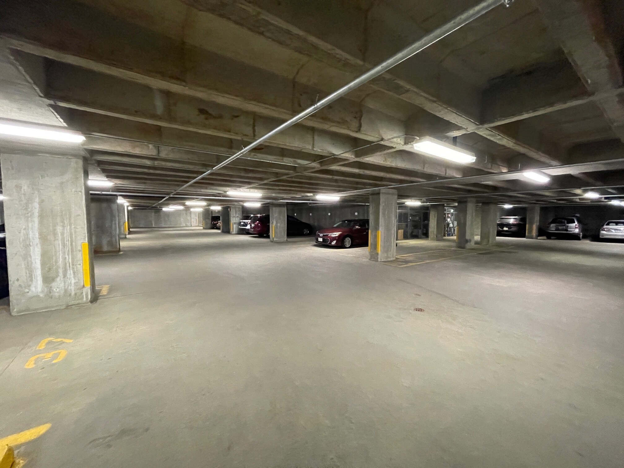 Building Photo - 931 Massachusetts Ave