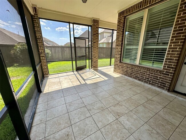 Building Photo - 26507 Reflection Sky Ct
