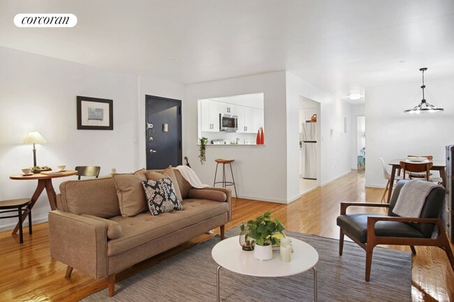 Building Photo - 104 Clifton Pl