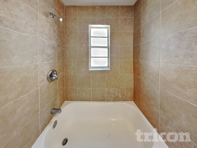 Building Photo - 4051 Forecast Dr