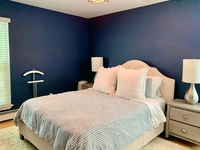 Building Photo - 61 Kings Point Rd