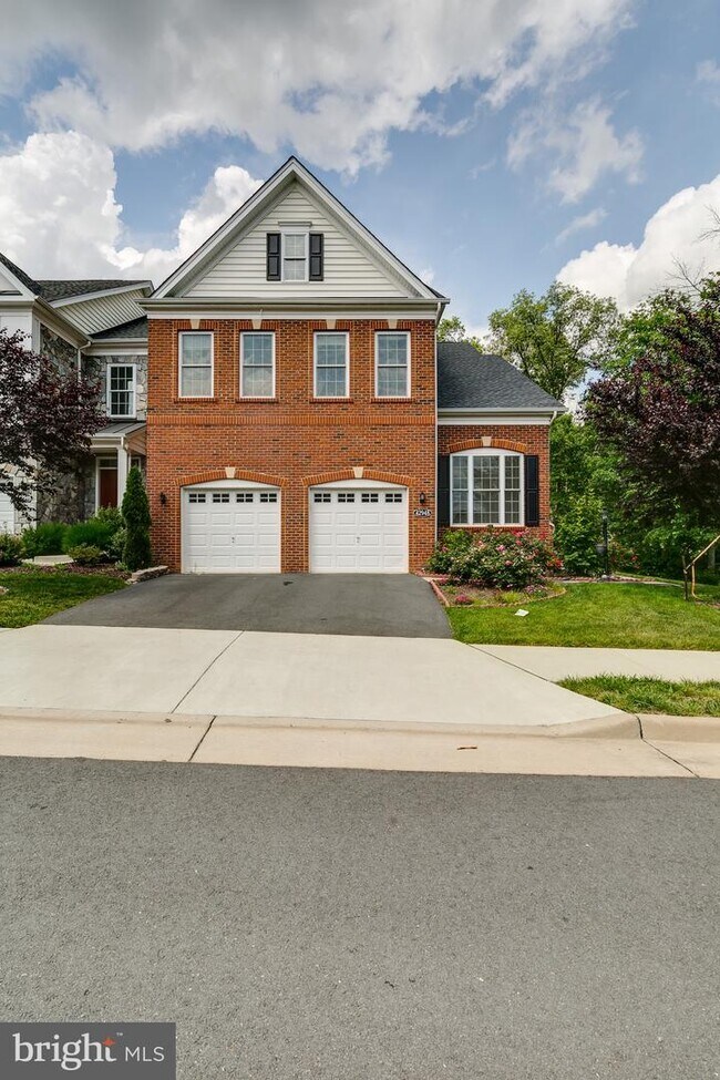 Building Photo - 42948 Courtland Chase Square