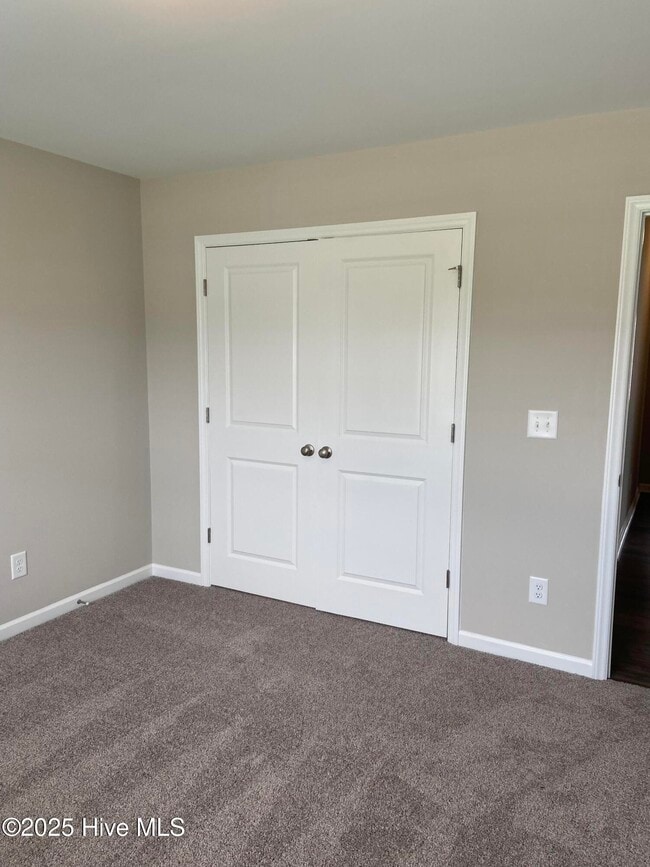 Building Photo - 620 Moonstone Ct