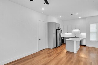 Building Photo - 1416 Soccer Dr